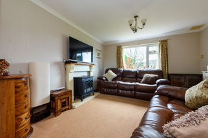 Sitting Room- click for photo gallery